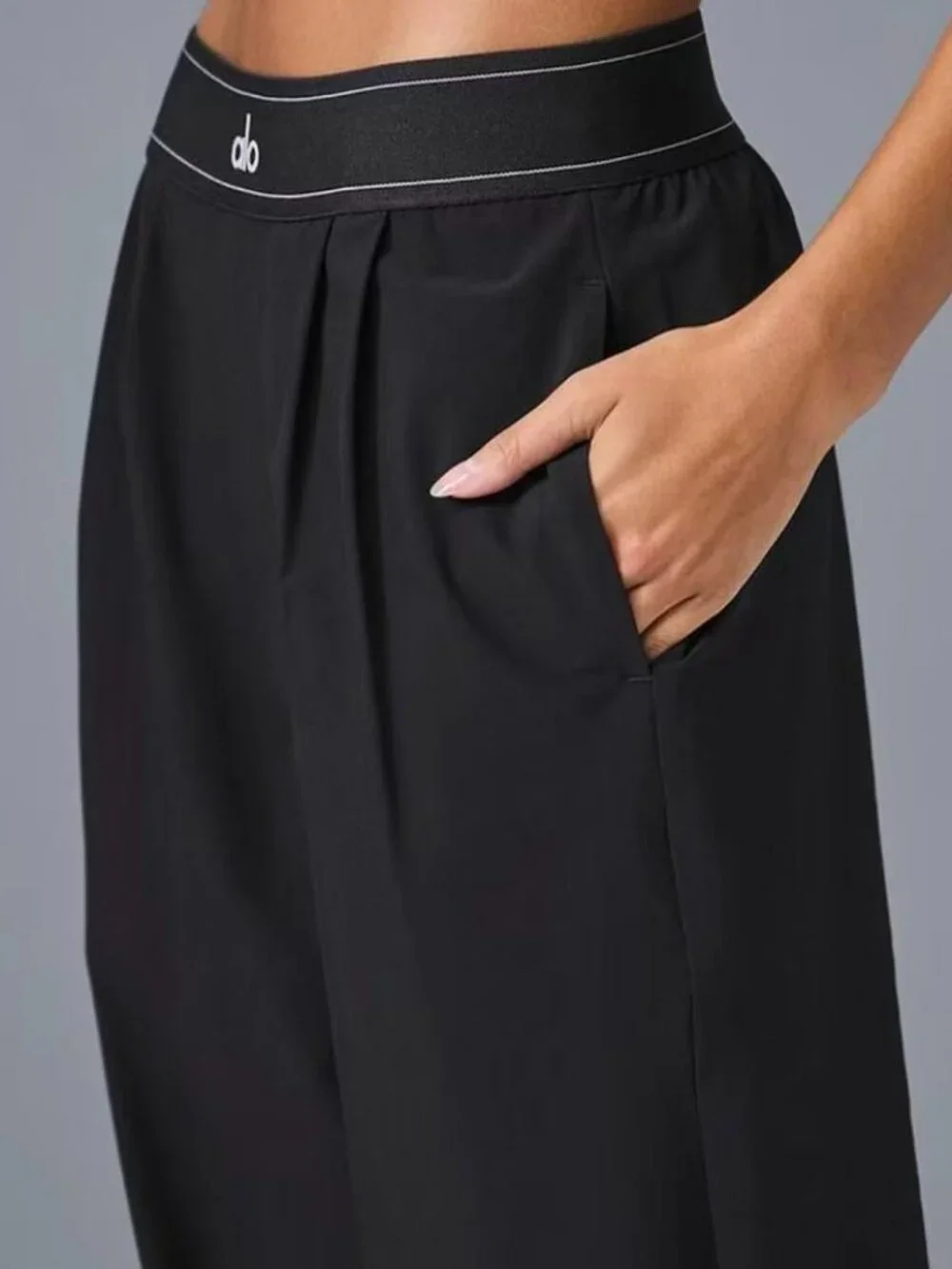 ALO Yoga🤗💕Black Straight-leg Suit Up Trouser, Brand New Regular 30